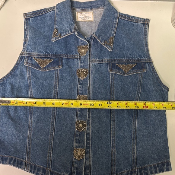 Women's Blue Denim Jean Jacket - Picture 8 of 12